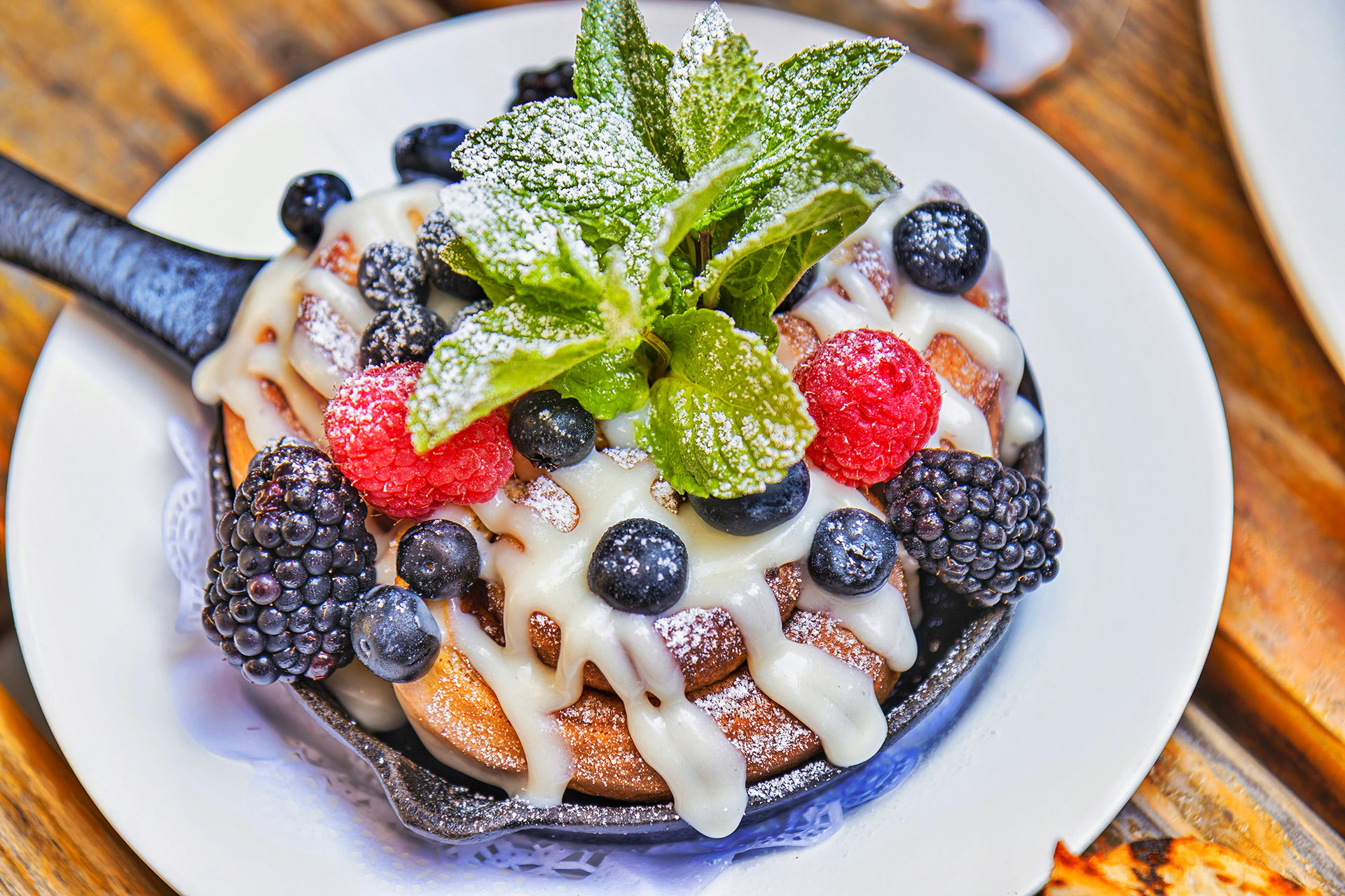Cinnamon Rolls at Loreley Beer Garden
