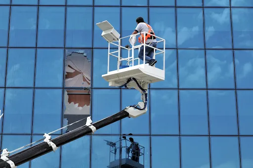 What To Look for When Hiring the Best Commercial Window Installers