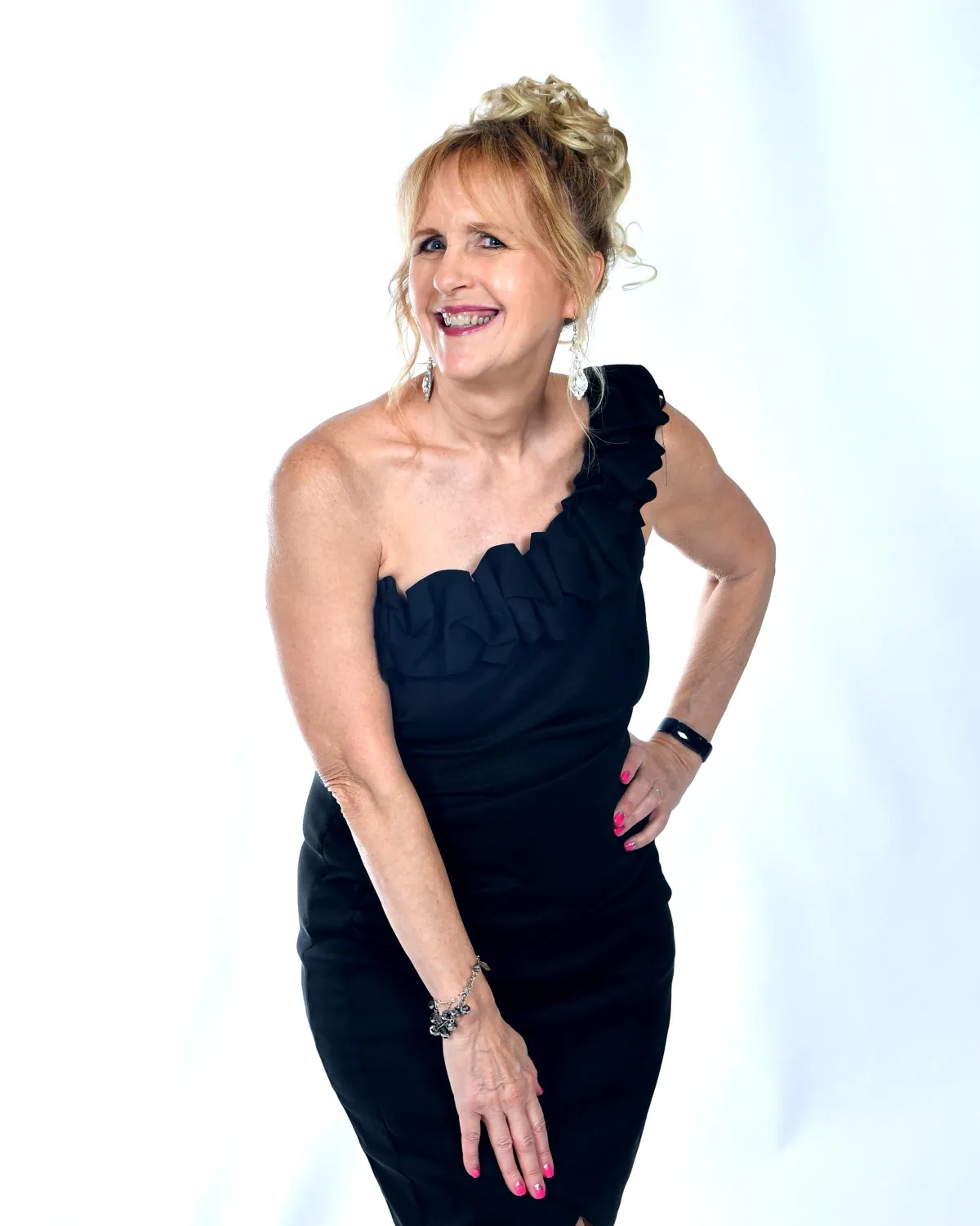 teri wearing nice dress