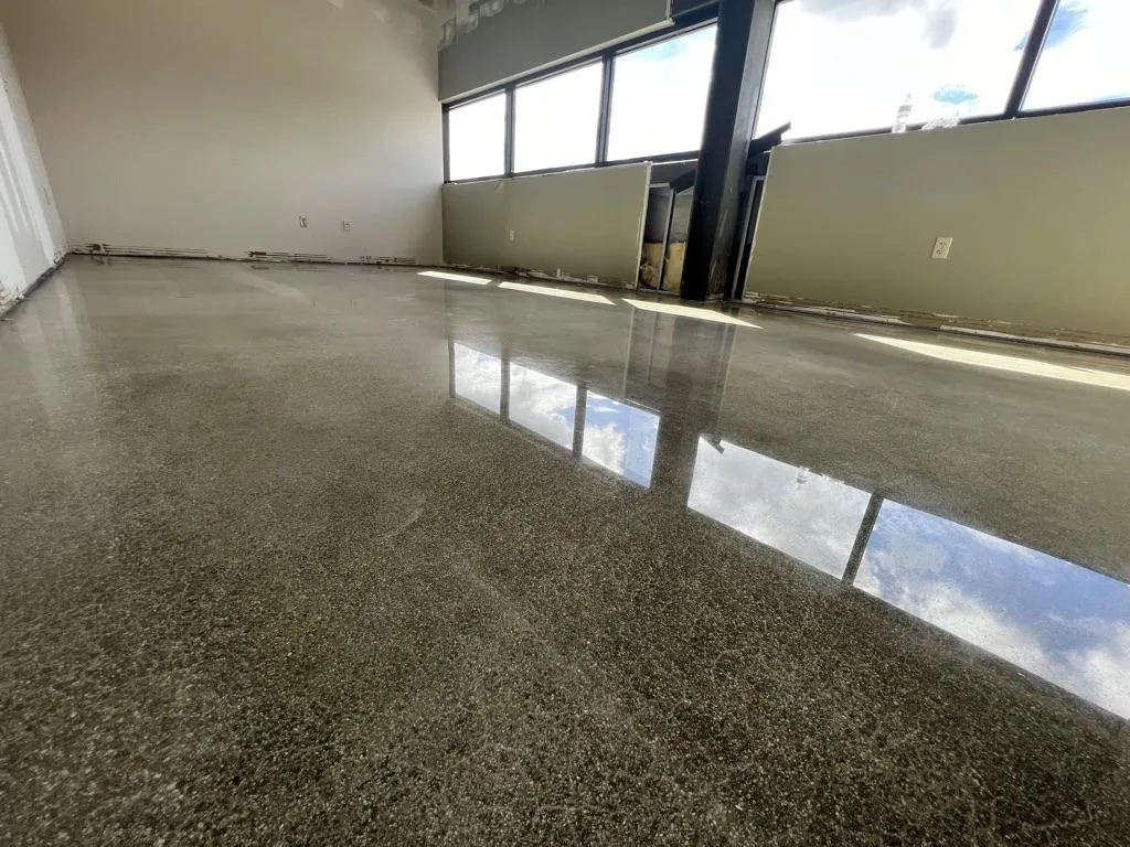 Grind & Seal vs. Polished Concrete: What’s the Difference—and Which One’s Right for Your Floor in Port St. Lucie?