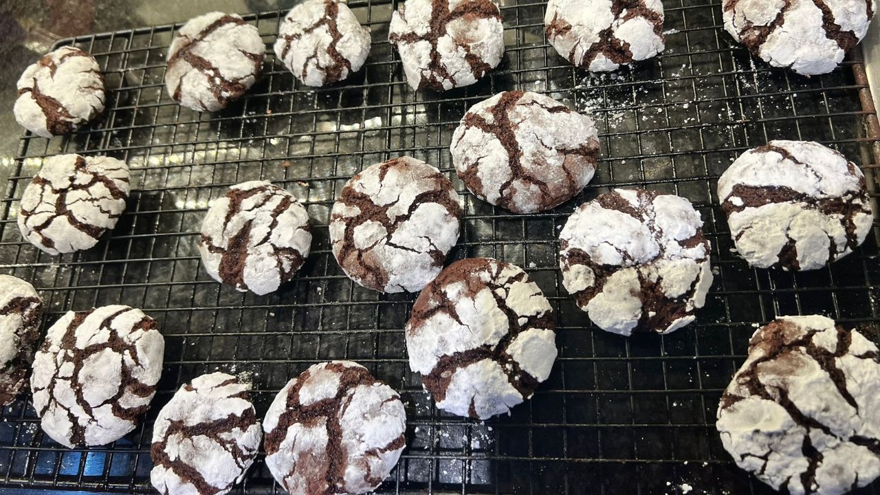 Alana's Chocolate Crinkle Cookies