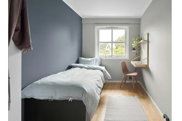 Small space decluttering