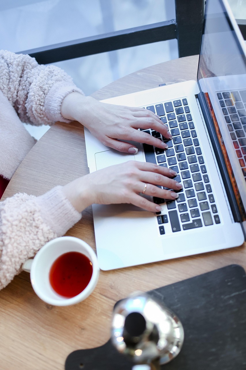How to Explain a Resume Gap from Maternity Leave (Without Apologizing)