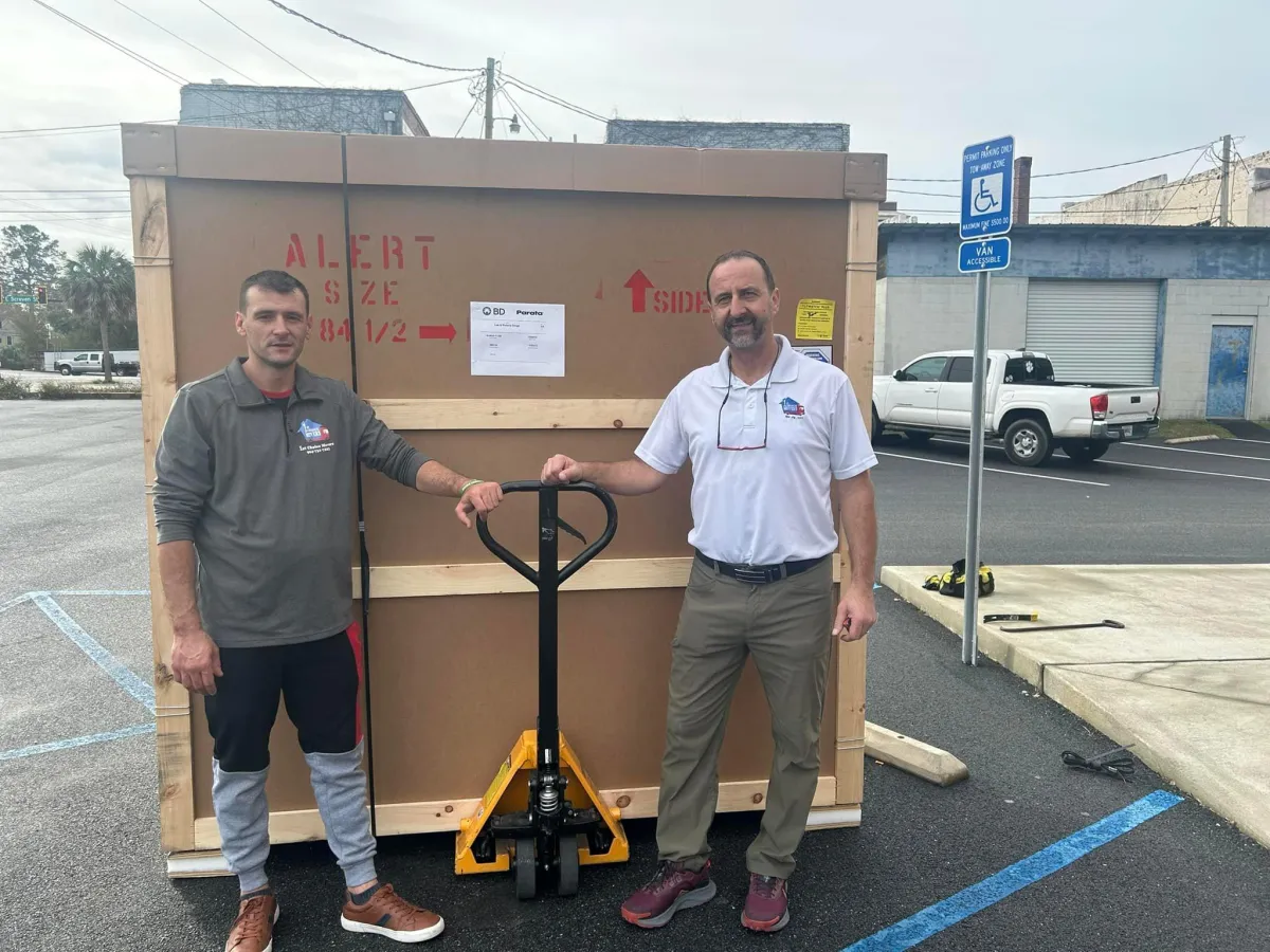 photo of 1st Choice Movers team at work