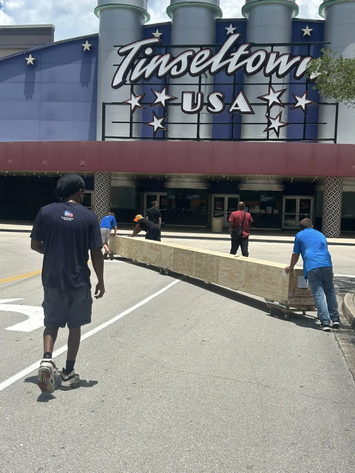 photo of 1st Choice Movers team at work