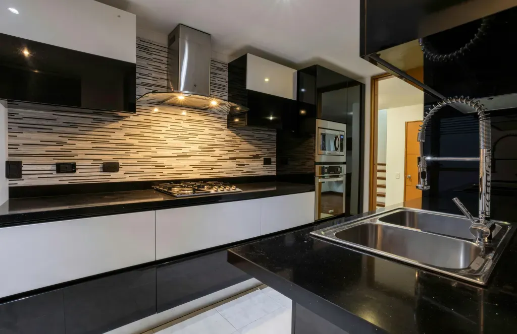 Modern Kitchen Remodeling Trends for Aurora Homes in 2026 - Moore Remodeling