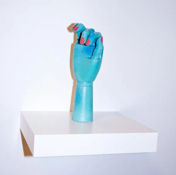 GIANNI LEE - FOUND OBJECTS