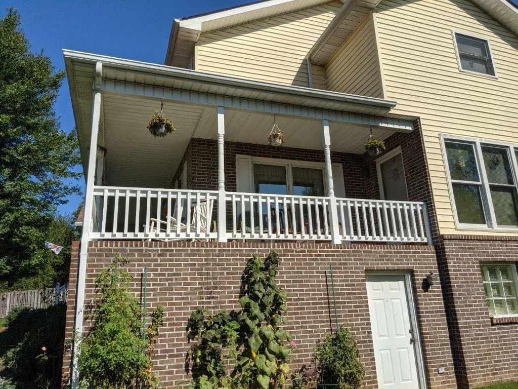 exterior deck building
