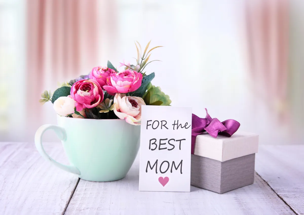 7 Knoxville Shops for the Perfect Mother’s Day Gifts