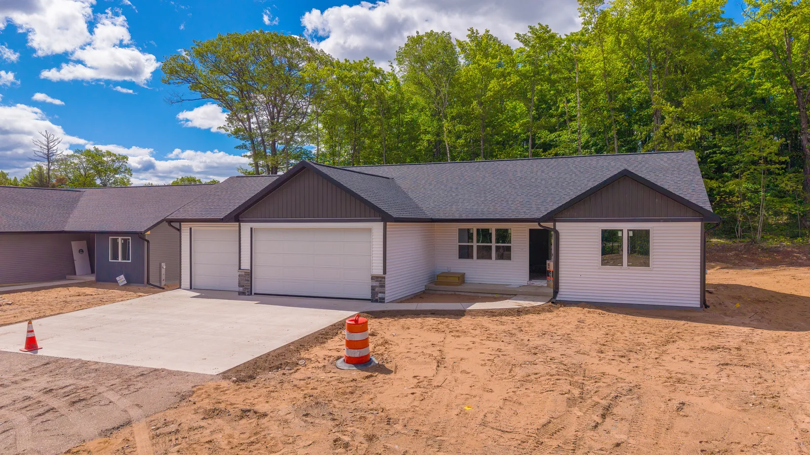 148 Woodland Dr