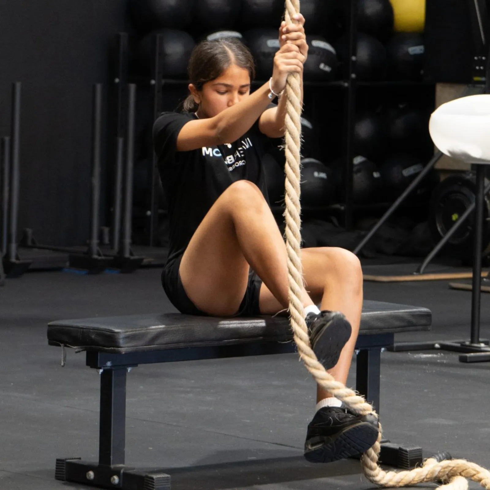 Young athlete on the rope pull at Innerbloom