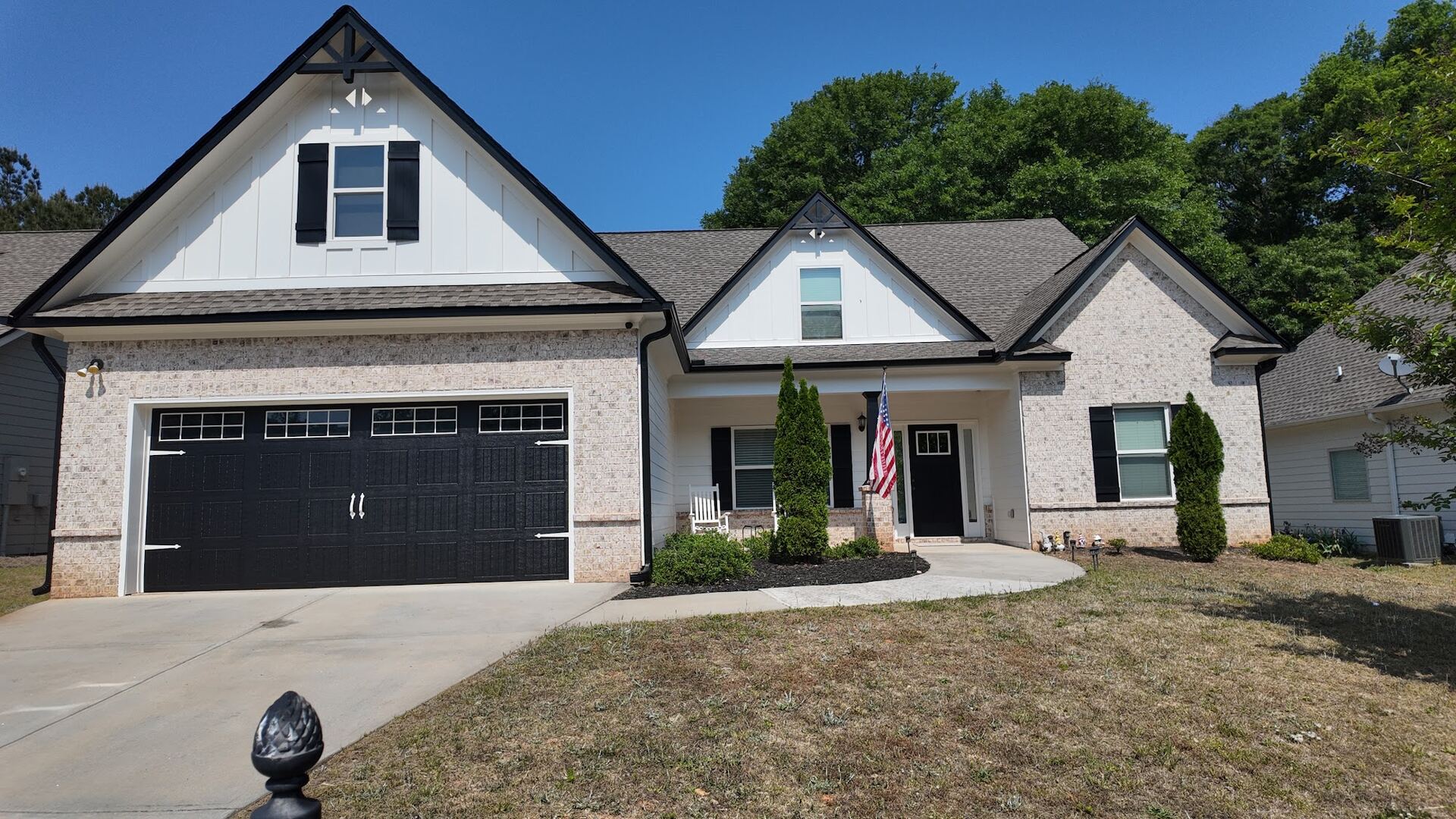 A home exterior freshly repainted by BrightBrush Home Revival
