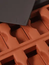 VALIGETTA FULLB GRAIN. - LEATHER WATCH CASE – Image 4