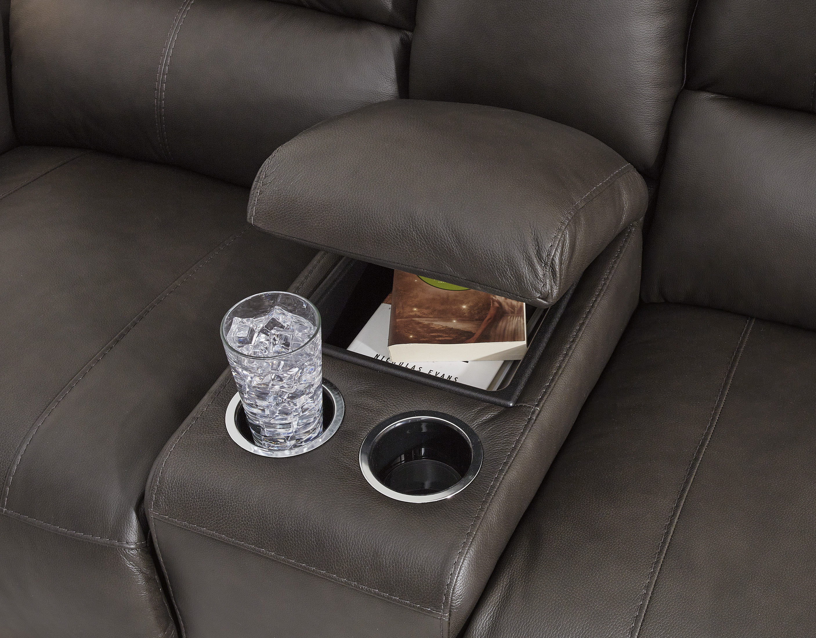Boxmere DBL REC PWR Loveseat w/Console- U1310096  – Image 5