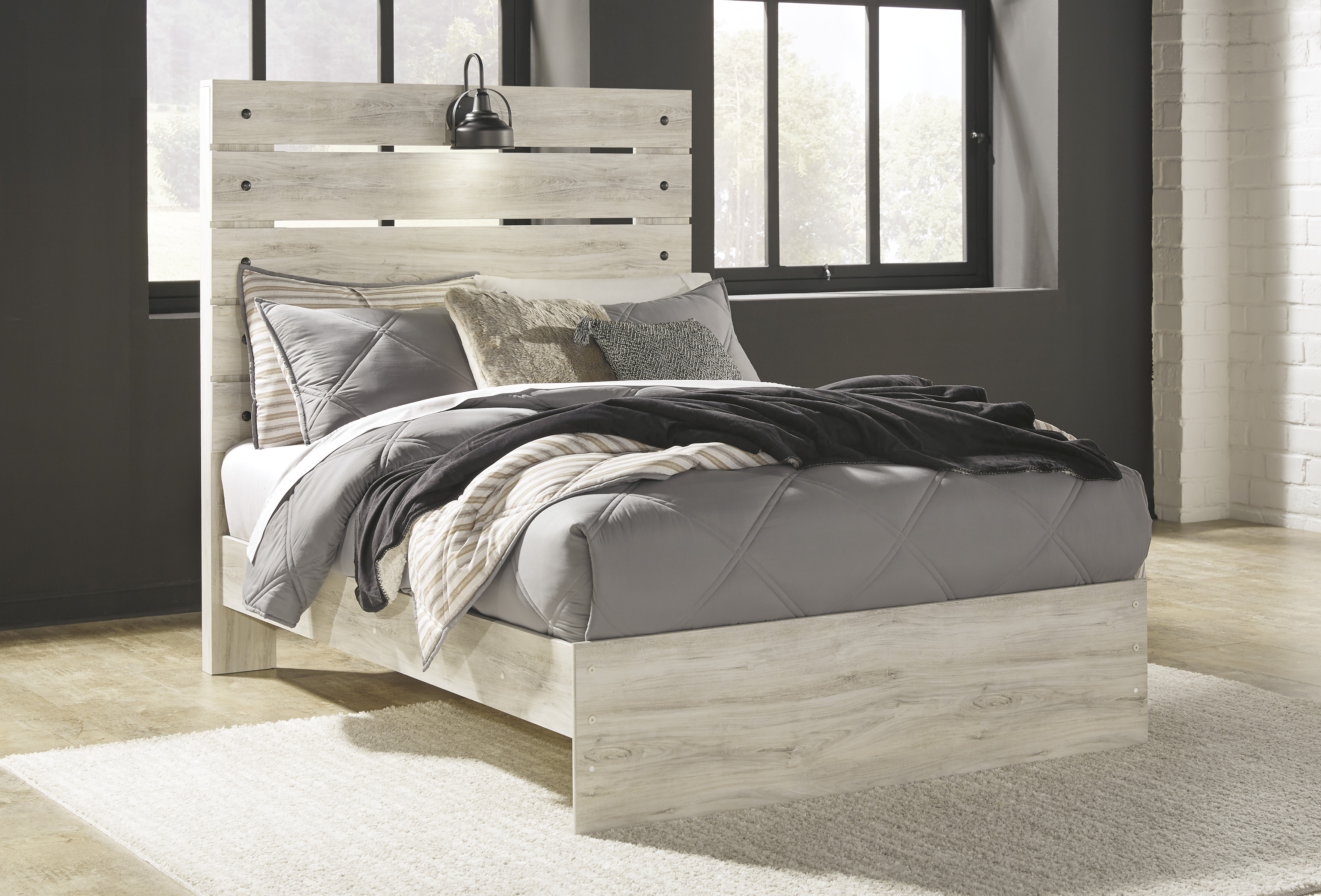 Cambeck Panel Bed – Image 10