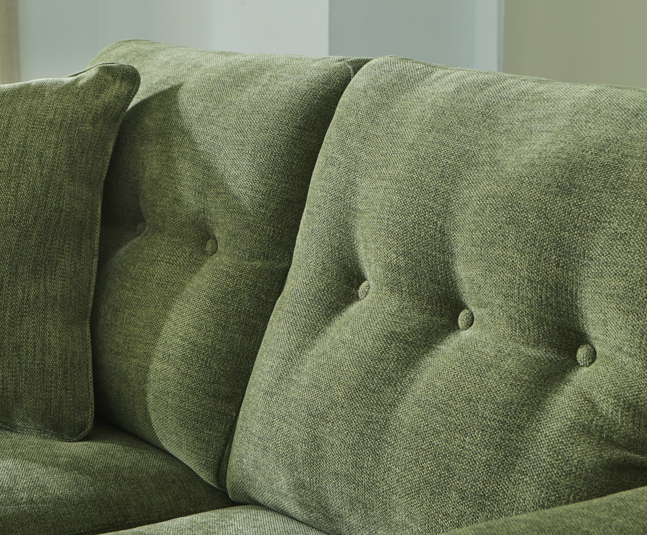 Bixler Sofa – Image 6