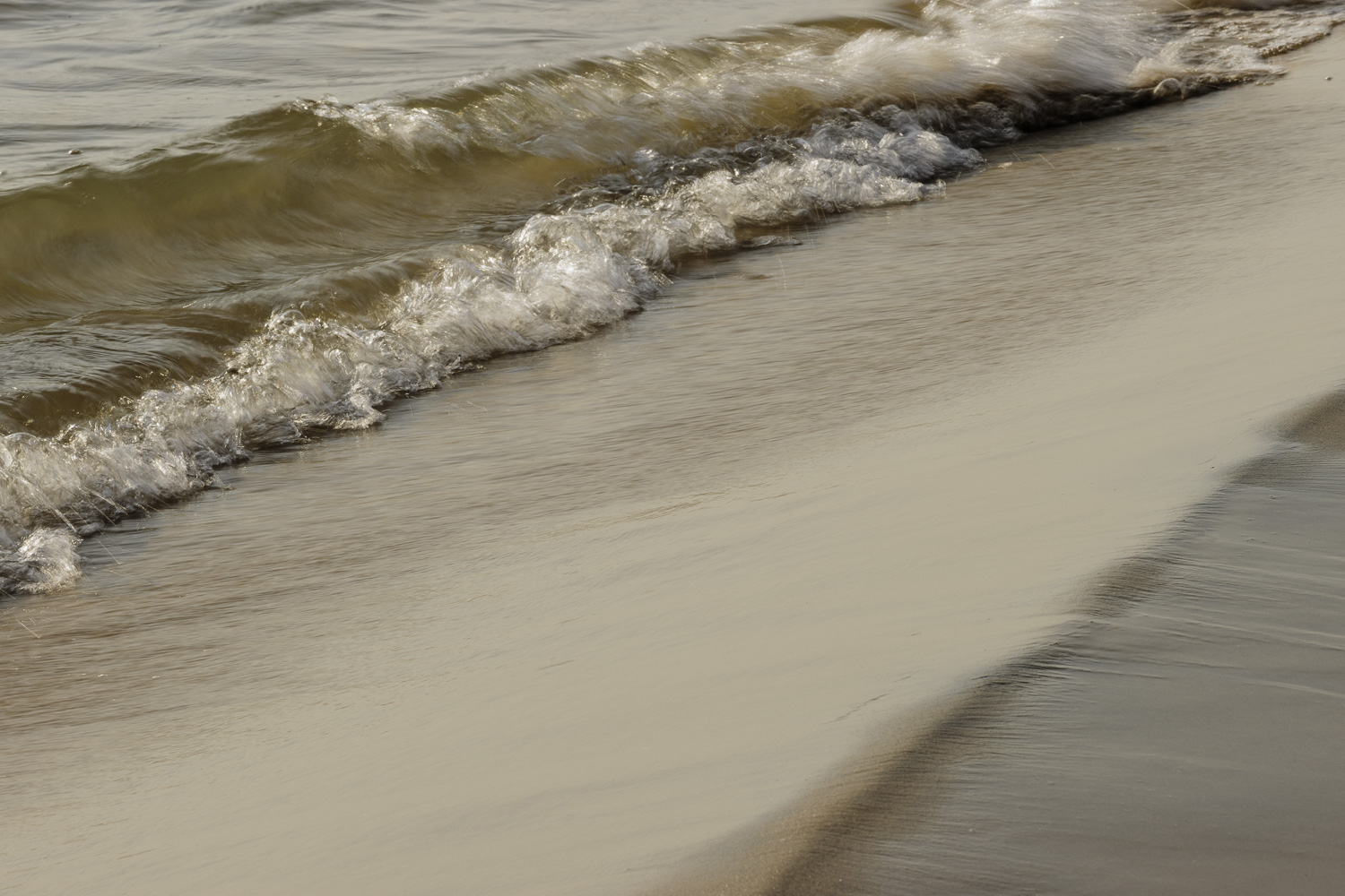Approaching the Beach – Image 1