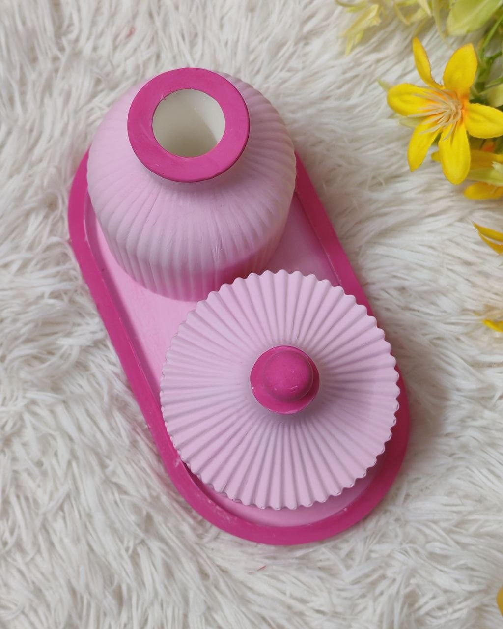 Jewelry box, Small Flower Vase and Try – Image 3