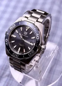 Tag Heur Acquaracer WAY111C – Image 4