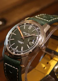 Breitling Top Time B31 AB3113171L1A1 Green 38mm 2025 Full Set – Image 4