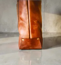 Carry All Leather Tote – Image 2
