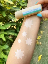 Corrector Facial Natural Vegano 2 en 1 — Piel Clara Vainilla – Image 6