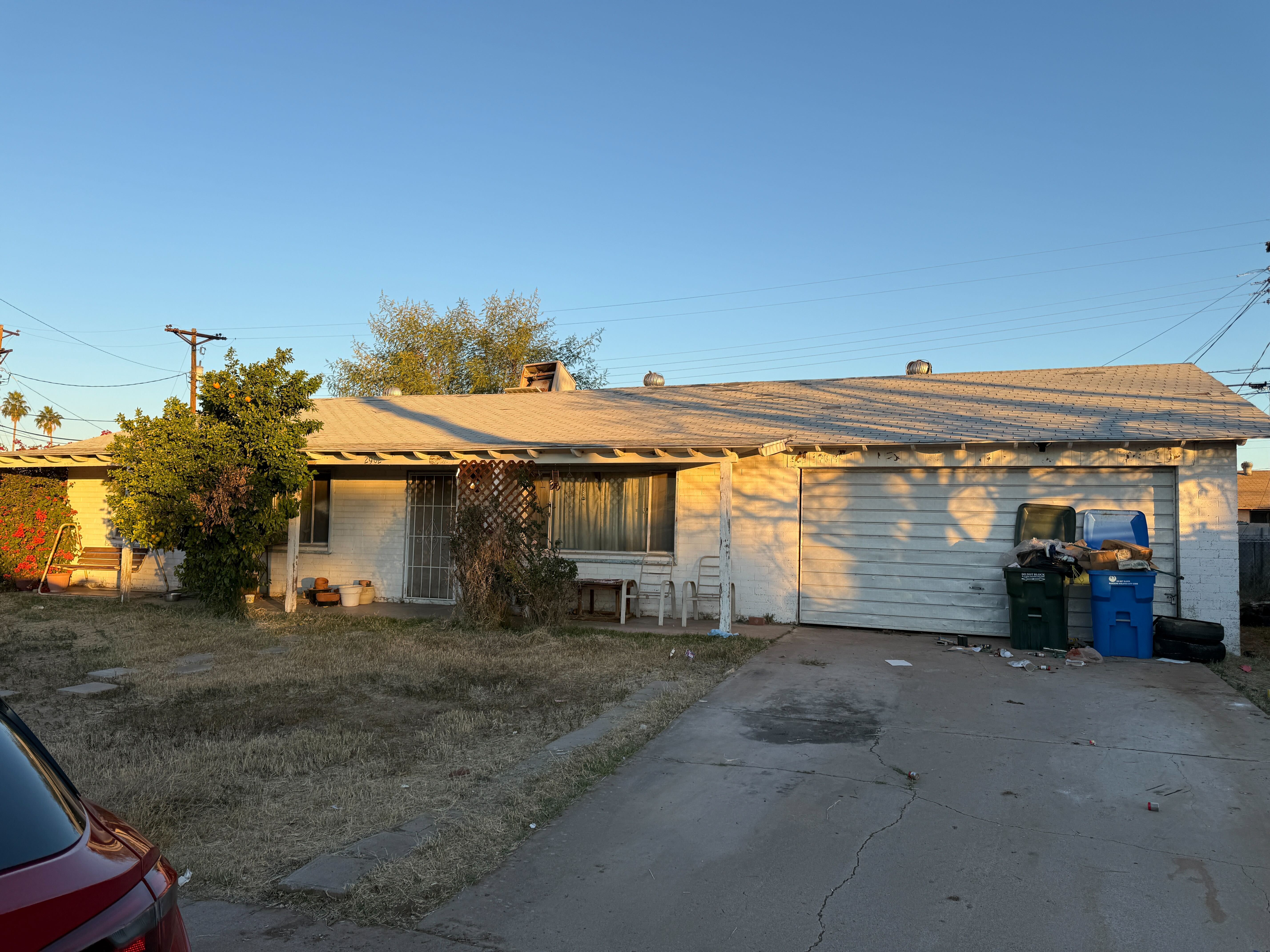 N 52nd Pkwy, Phoenix, AZ 85031 – Image 1