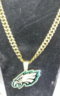 Eagles souvenir chain – Image 4