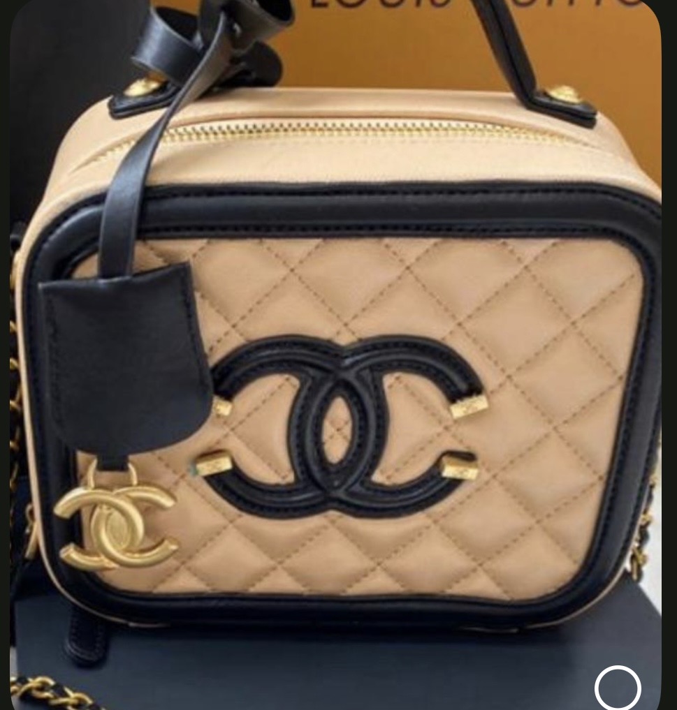 Peanut Butter Chanel – Image 1