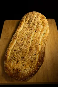 Traditional Persian Barbari Flat Bread – Image 1