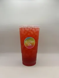 Strawberry Pom Pom – Image 1