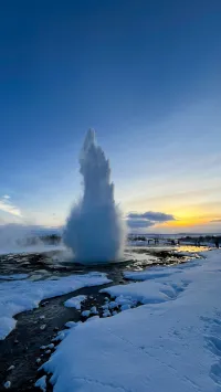 6 Incredible Days in South Iceland: Waterfalls • Glaciers • Black Sand Beaches • Golden Circle – Image 10
