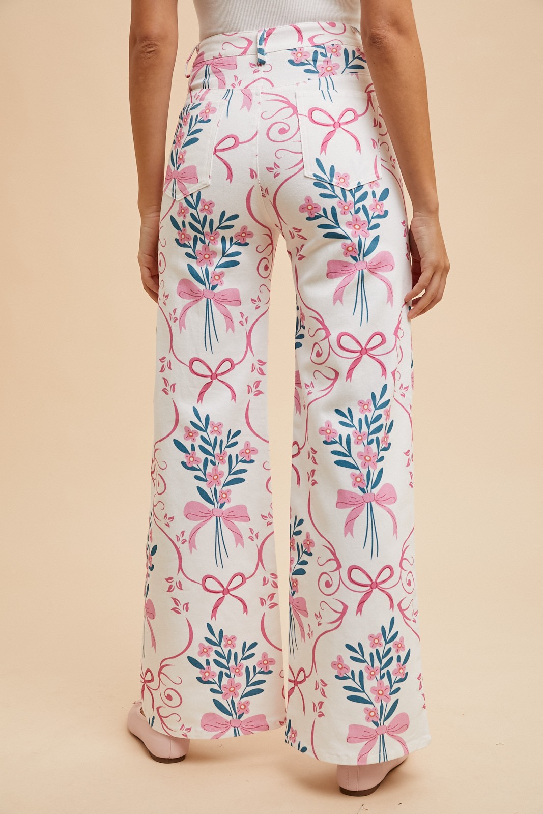 Comfy Stretch Flower & Bow Print Wide Leg Jeans – Image 2
