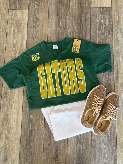 WC Gators Spangled T-shirts – Medium, Gators