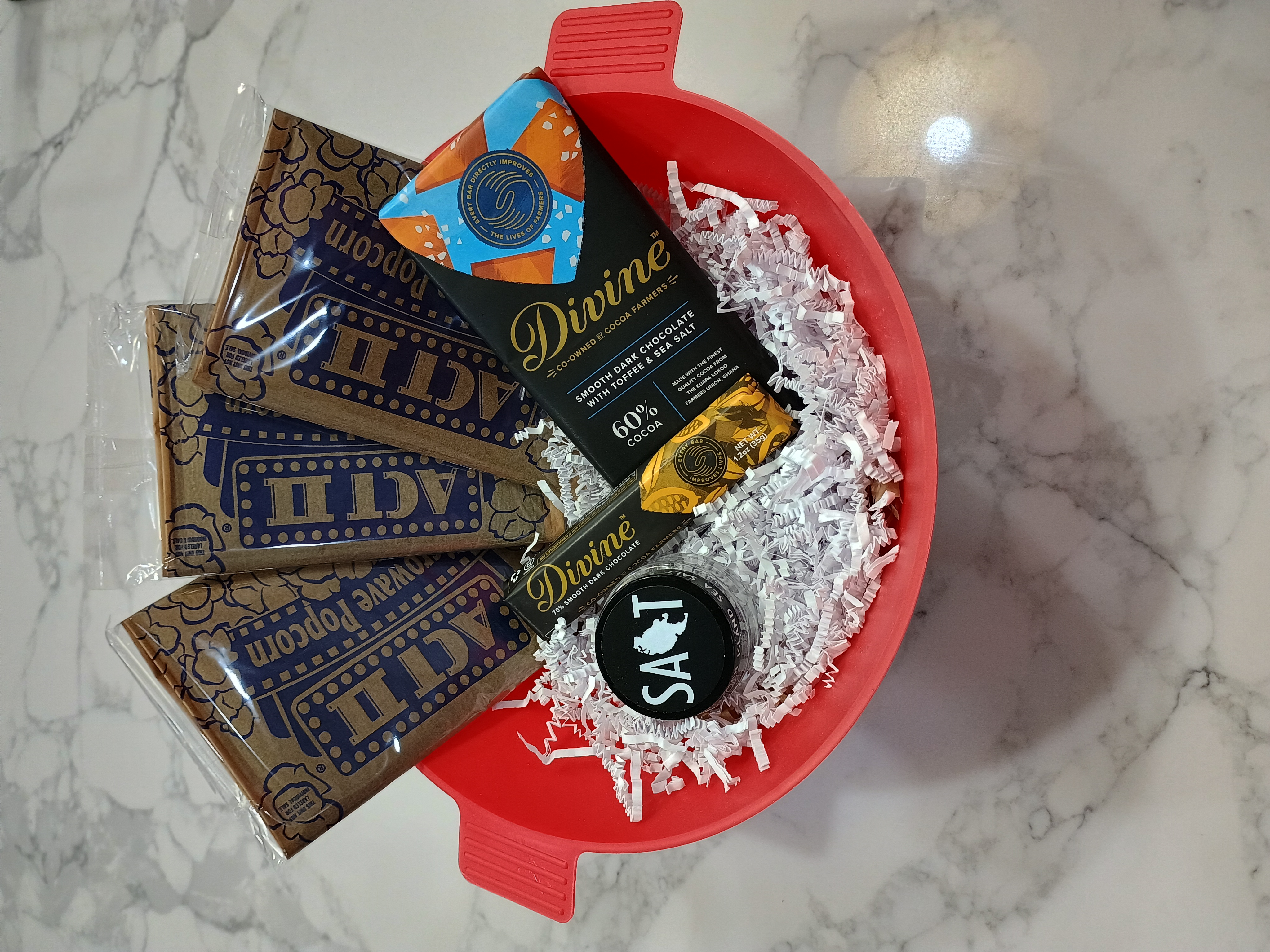 Mom's Movie Night Bundle – Image 1