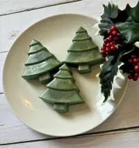 Christmas Tree Soaps – Image 1