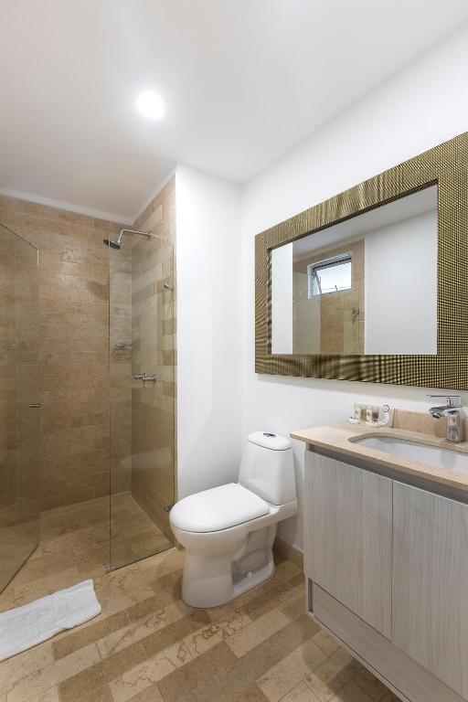 Hotel Madeiro Poblado — Standard Room | Hotel Only, Oct 9–13 – Image 3