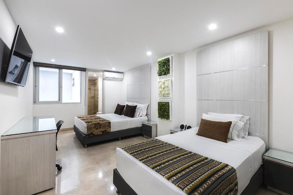 Hotel Madeiro Poblado — Triple Room | Hotel Only, Oct 9–13 – Image 2