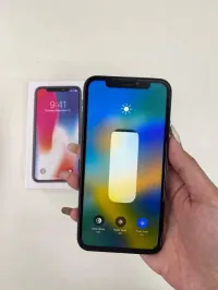 iPhone X — 64GB/256GB – Image 4