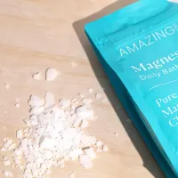 Magnesium Bath Flakes – Image 1