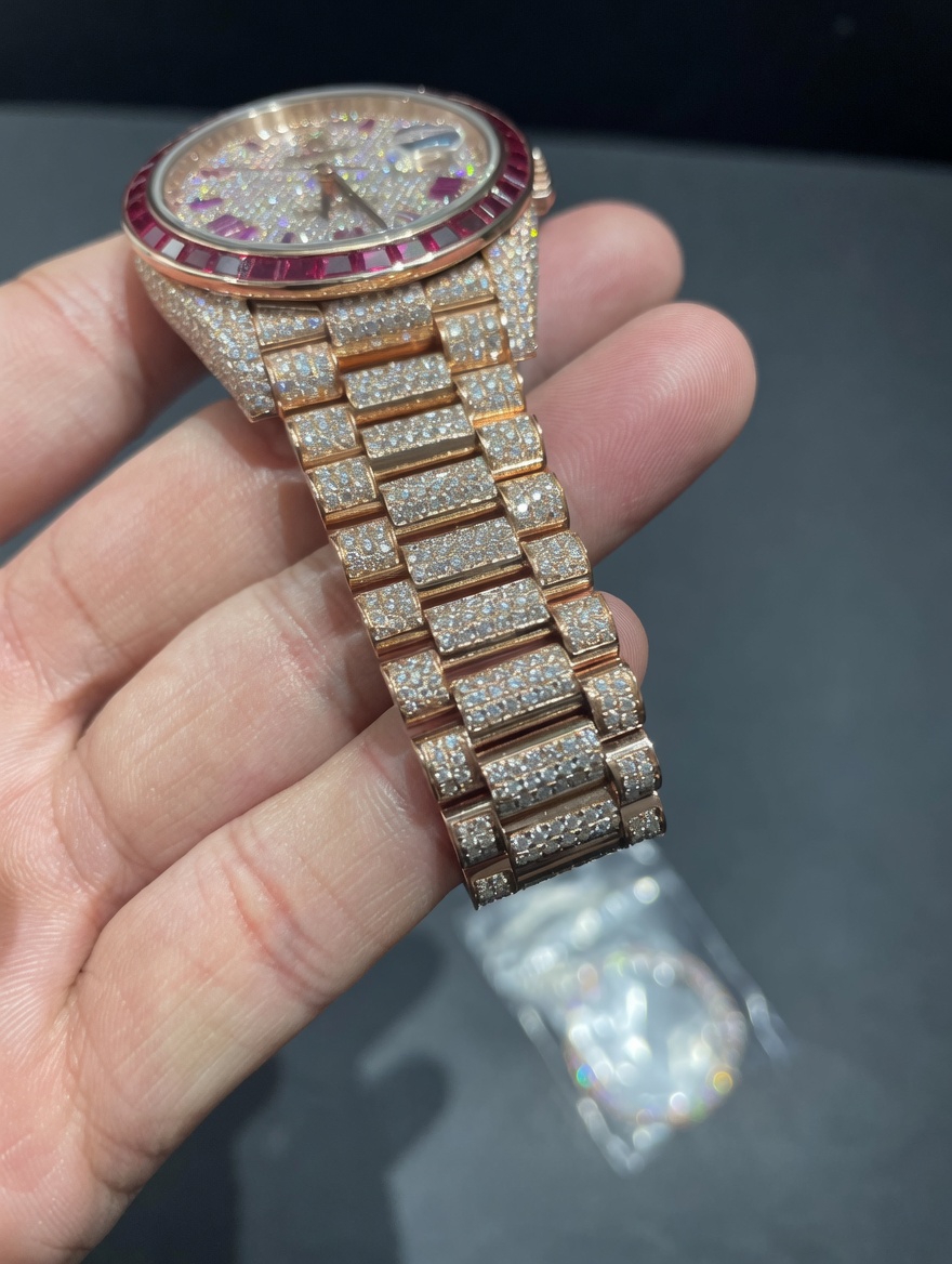 TRJC VVS Moissanite R0lex D@yd@te m228236 | Rose Gold – Image 3