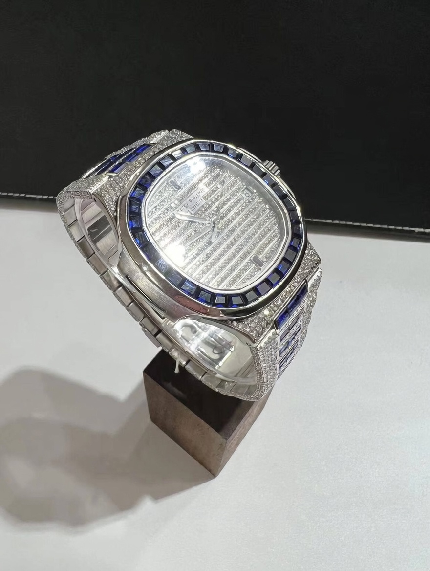 VVS Moissanite P@tek Phi!ippe 5711 Sapphire | White Gold – Image 5
