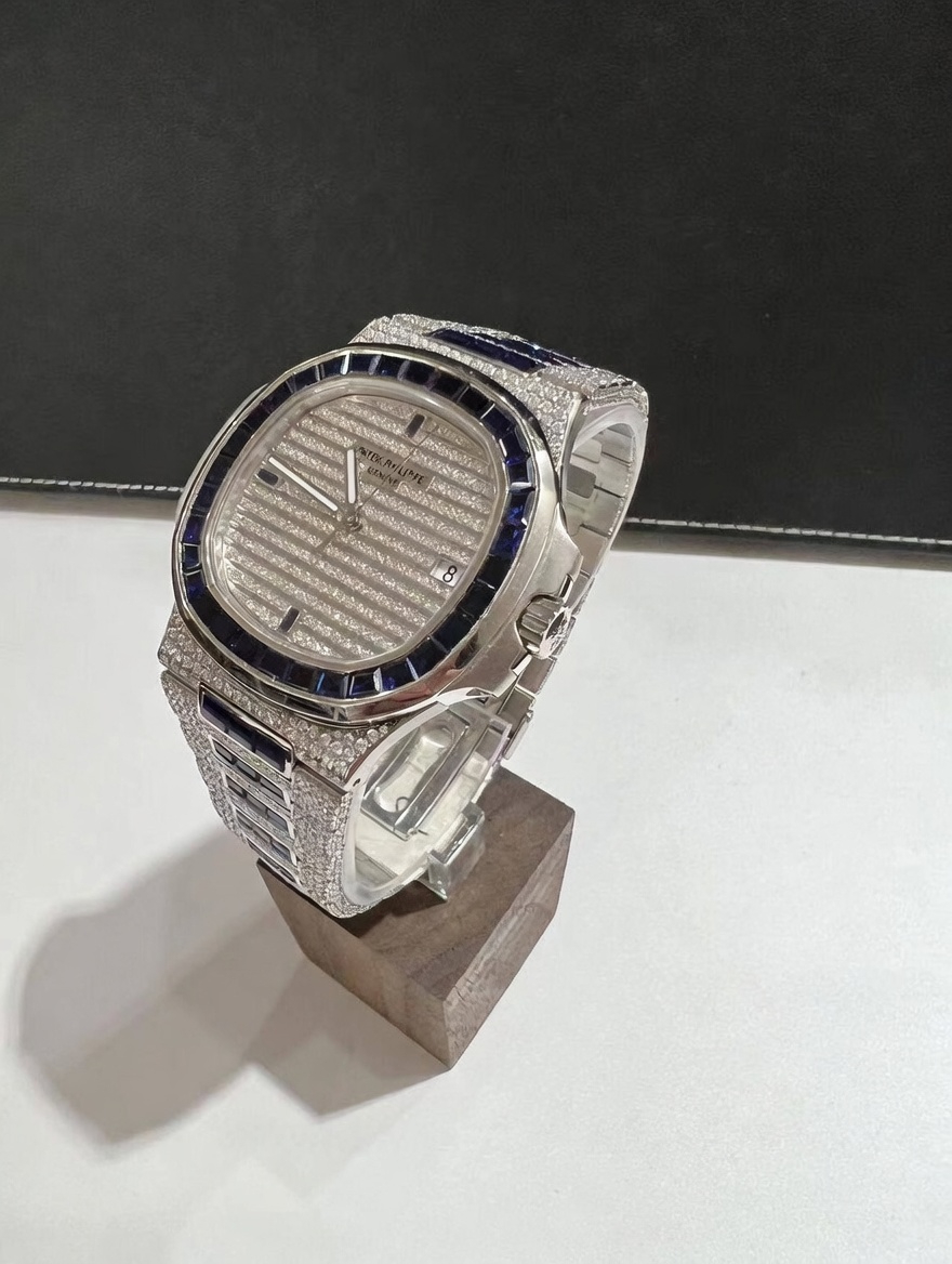 VVS Moissanite P@tek Phi!ippe 5711 Sapphire | White Gold – Image 4