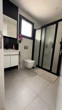 À VENDRE - APPARTEMENT - POINT E - F4 – Image 8