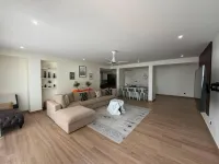 À VENDRE - APPARTEMENT F4 - POINT E – Image 11