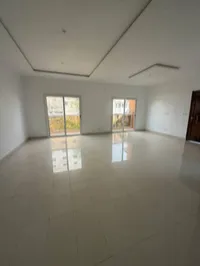 À LOUER – APPARTEMENT - POINT E - F5 – Image 7