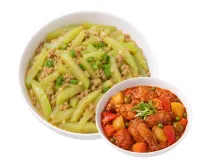GINISANG SAYOTE – CHICKEN AFRITADA, PLAIN RICE