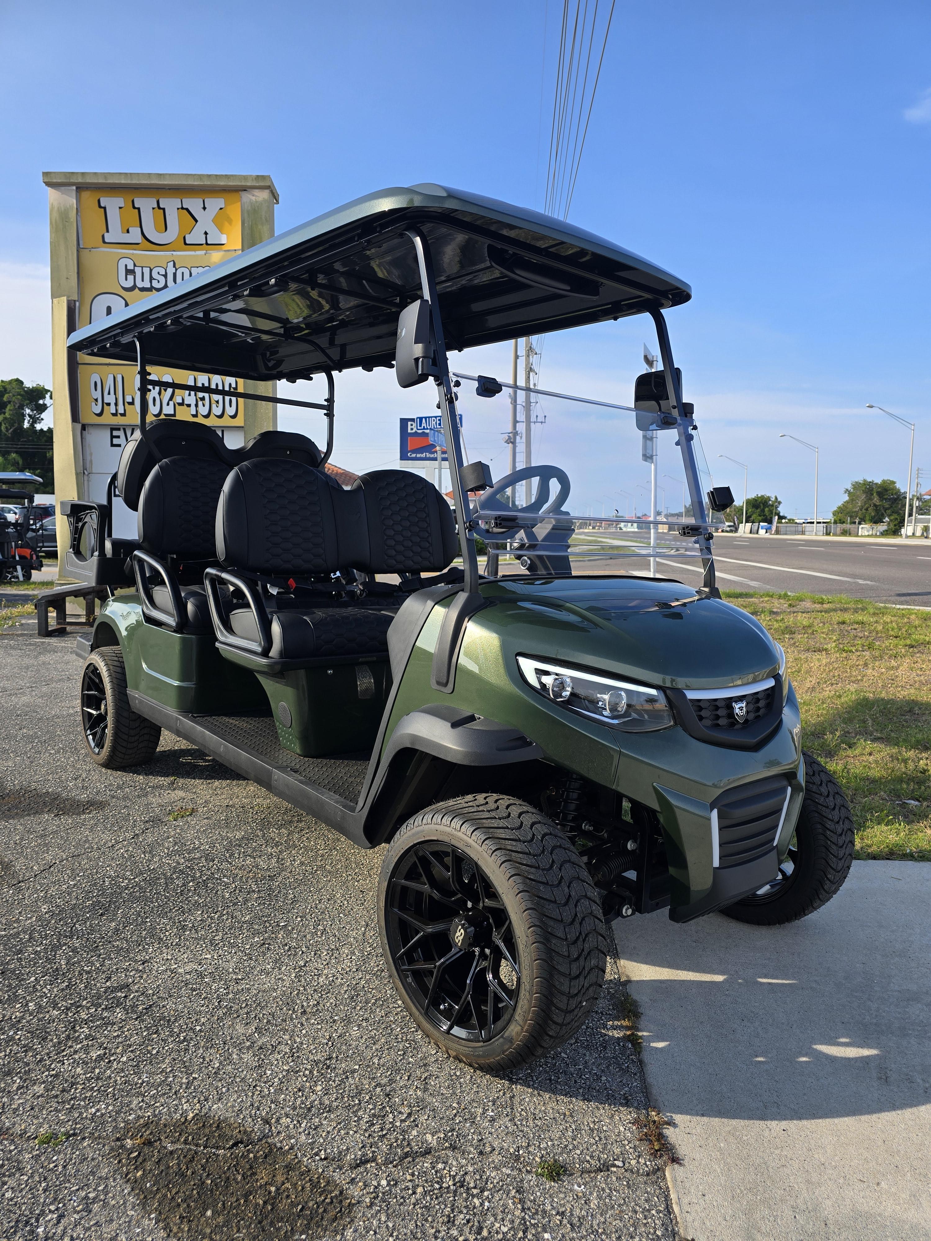 2026 Kodiak MX 4+2 Bottle Green 6-Passenger #1935 – Image 1