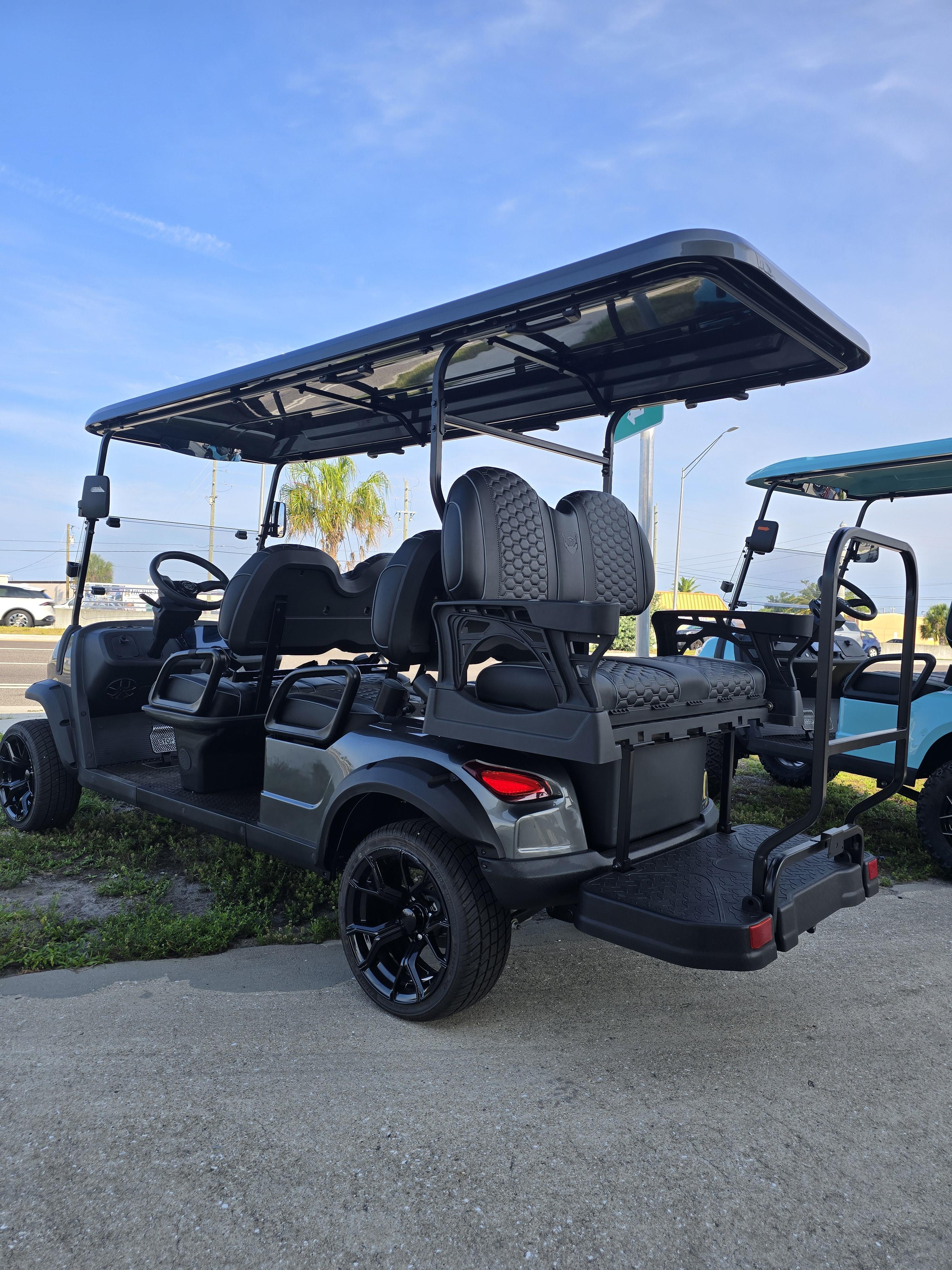 2026 Kodiak MX 4+2 Gun Gray 6-Passenger #1937 – Image 2