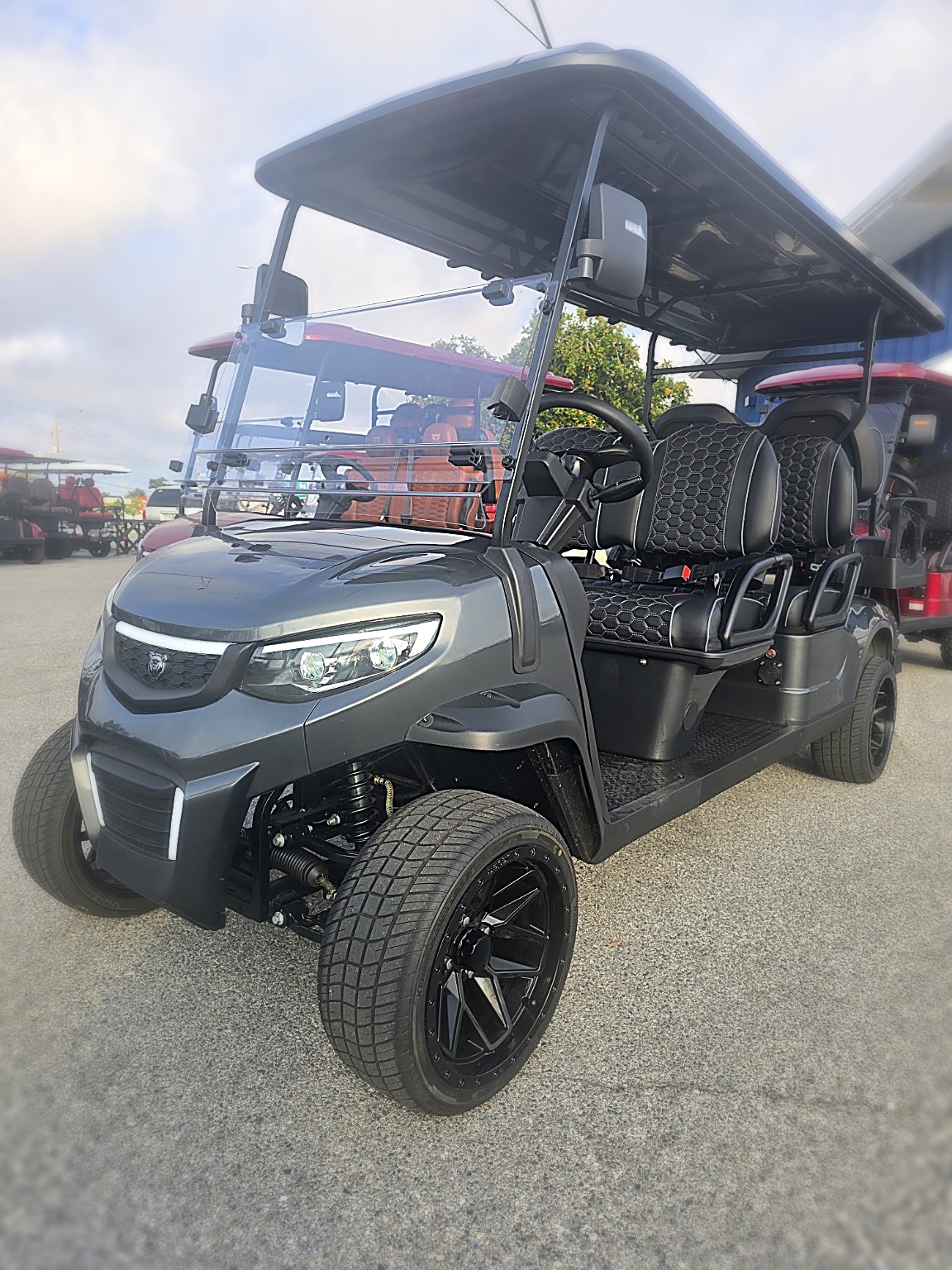 2026 Kodiak MX 4+2  Gun Gray 6-Passenger #1938 – Image 1